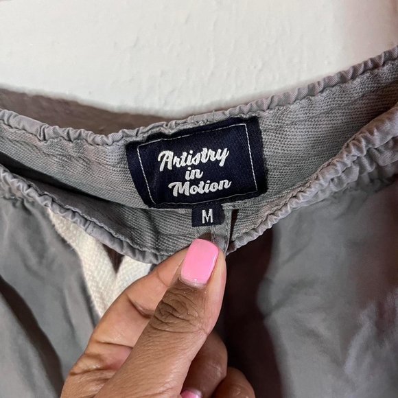 Artistry in motion gray men’s shorts medium They run kind of snug closer to a s - Picture 2 of 2